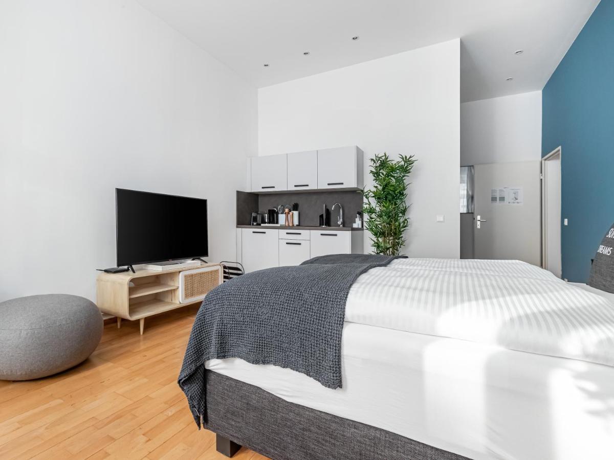 Limehome Berlin Malmoeer Strasse Exterior foto
