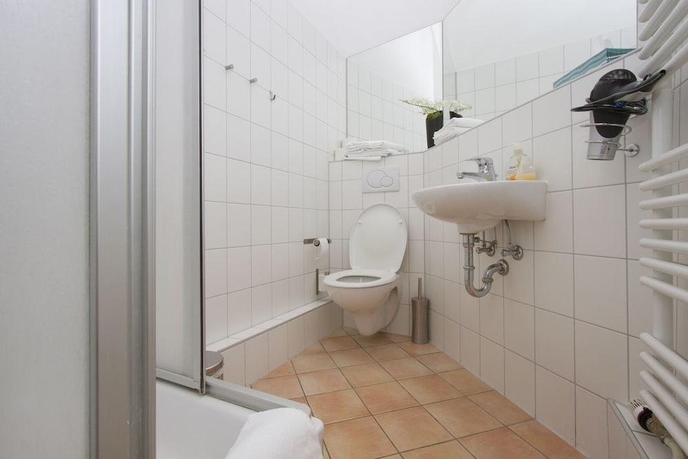 Limehome Berlin Malmoeer Strasse Exterior foto