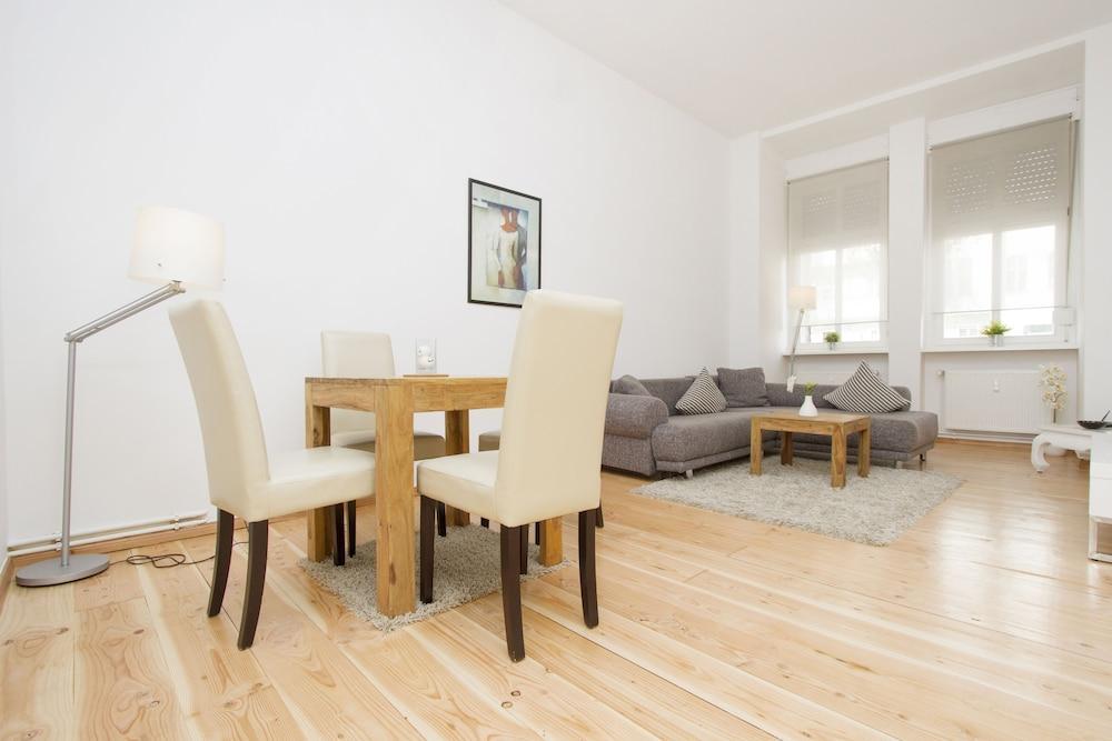 Limehome Berlin Malmoeer Strasse Exterior foto