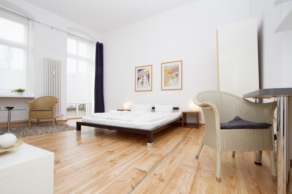 Limehome Berlin Malmoeer Strasse Exterior foto